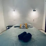 Meneau 3-beziers Centre-wifi-tv Connectee Апартаменты