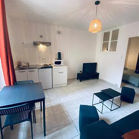Апартаменты Meneau 3-beziers Centre-wifi-tv Connectee *